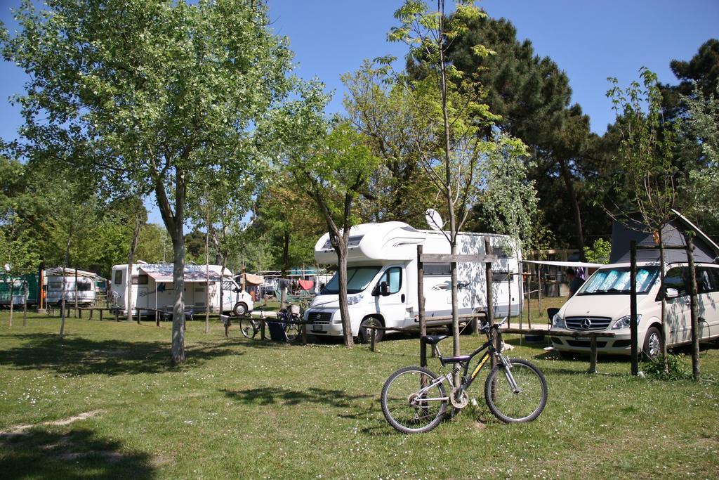 Romea Family Camping Casal Borsetti Eksteriør bilde